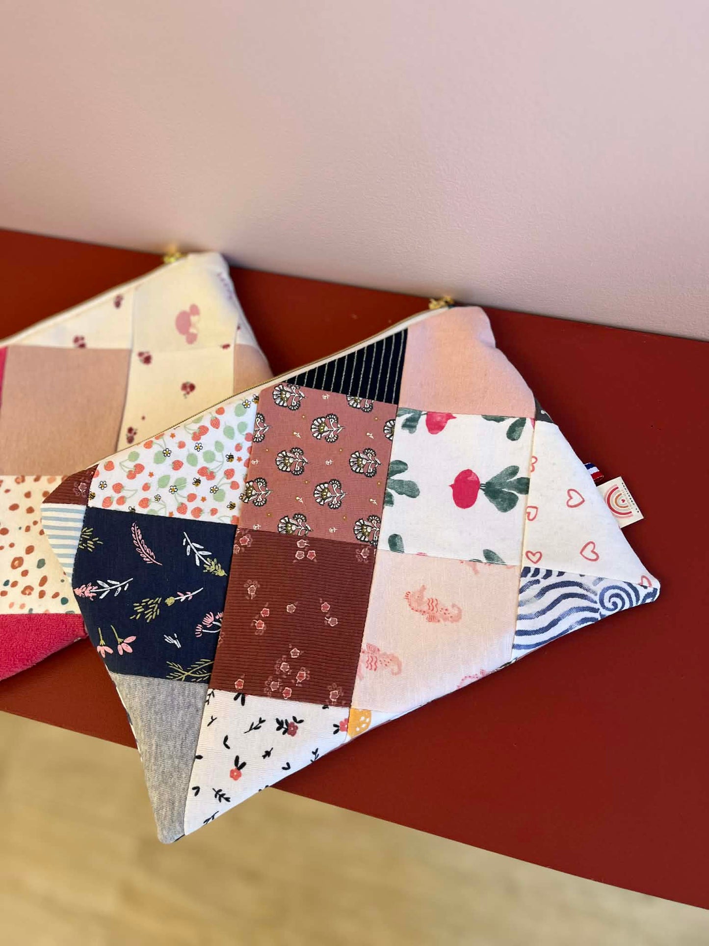 💛 Pochette souvenir personnalisée – créée à partir des vêtements de bébé