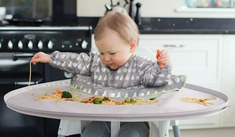 Kit bavoir et plateau repas